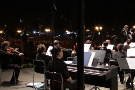 In jur de 6 000 de oameni au venit aseara la Promenada Operei!