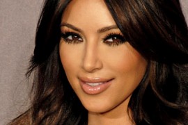 Fetita lui Kim Kardashian si a lui Kanye West s-a grabit sa vina pe lume!
