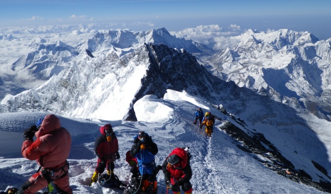 Ce se intampla cu corpul tau pe Muntele Everest?